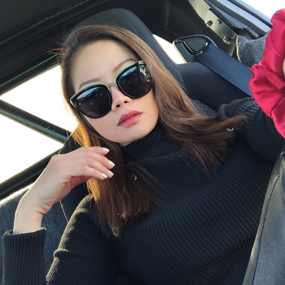 Meet your Posher, Matheresa - Picture 1 of 16